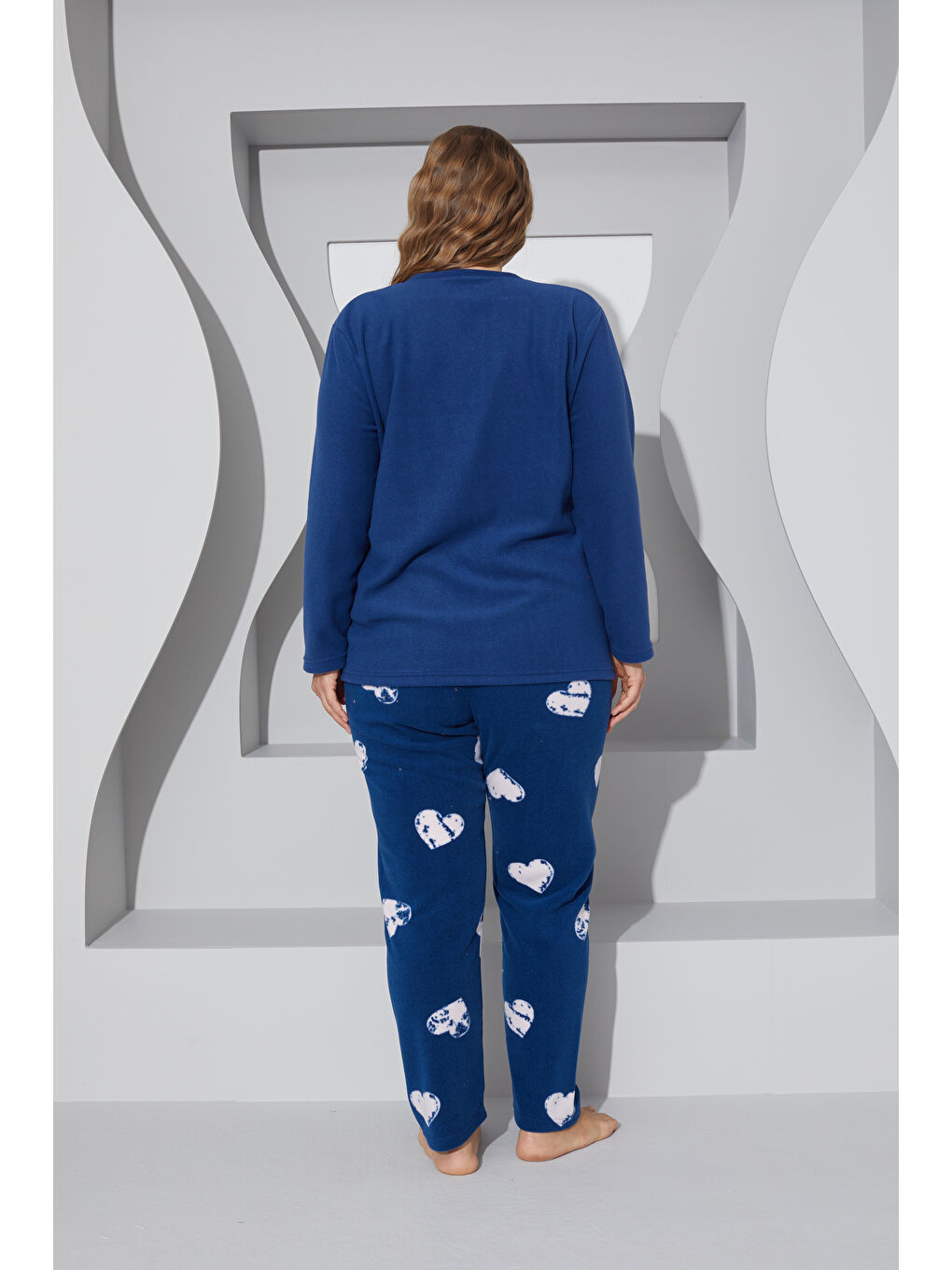 Lacivert Nakışlı Alt Üst Polar Curve Büyük Beden Pijama Takım 24222516-2