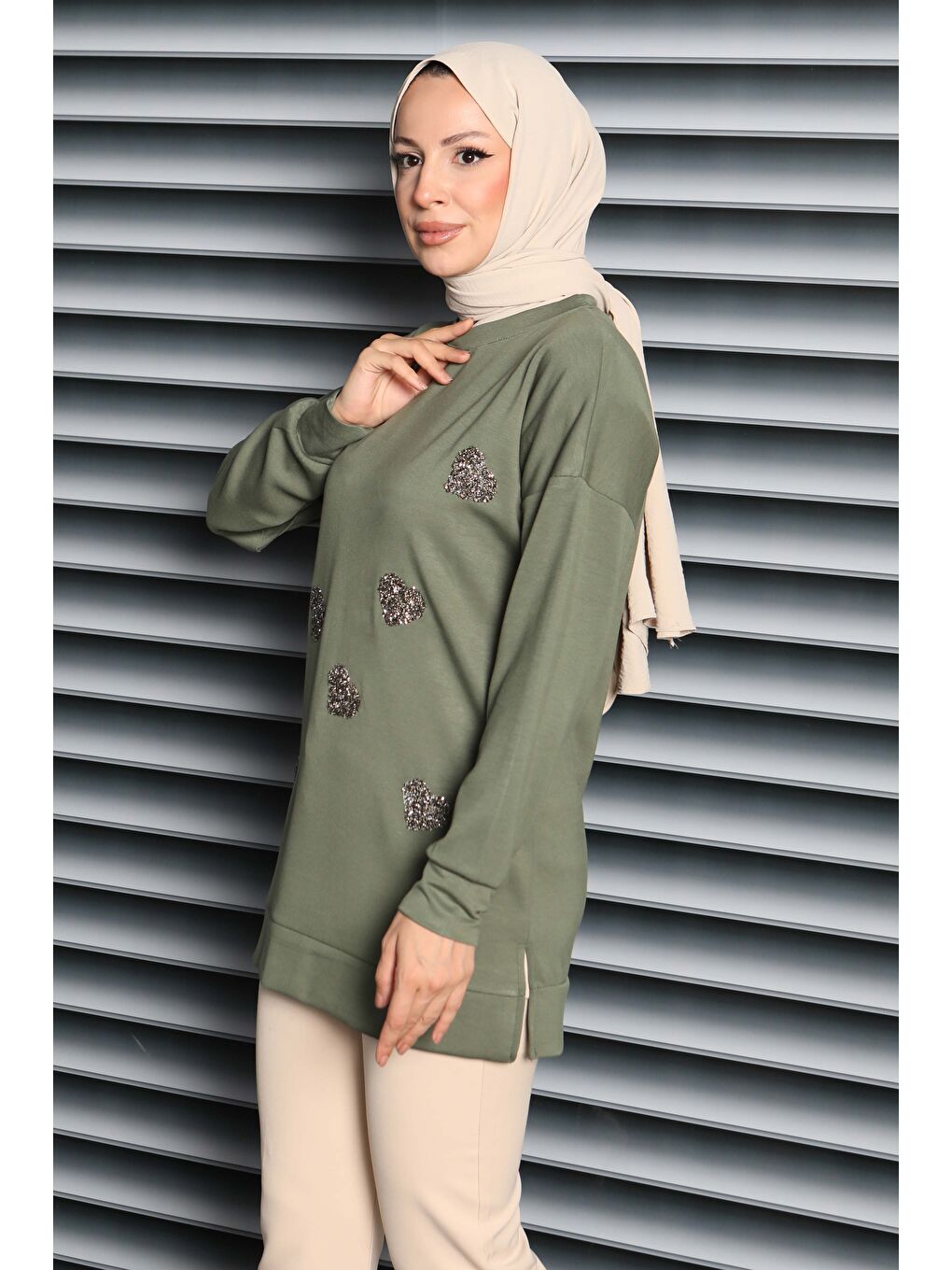 Kalp Taşlı İşlemeli Modal Tunik Haki - 27875-HAKI-1