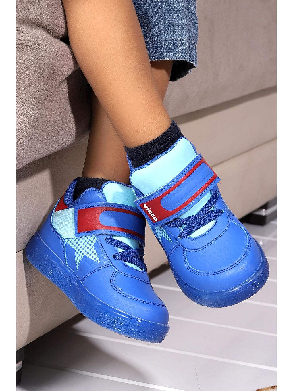 Mavi Magic Kız/Erkek Çocuk Işıklı Bot Ayakkabı 220.B20K.106