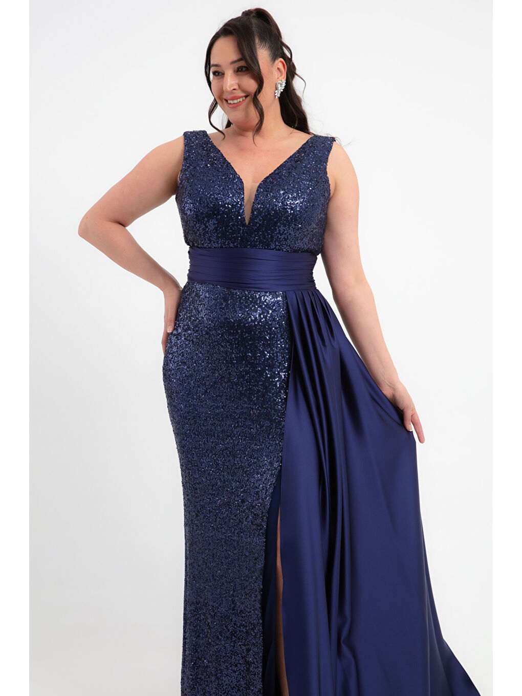 Kadın Lacivert Bel Drapeli Pul Payet Uzun Büyük Beden Abiye Elbise-2