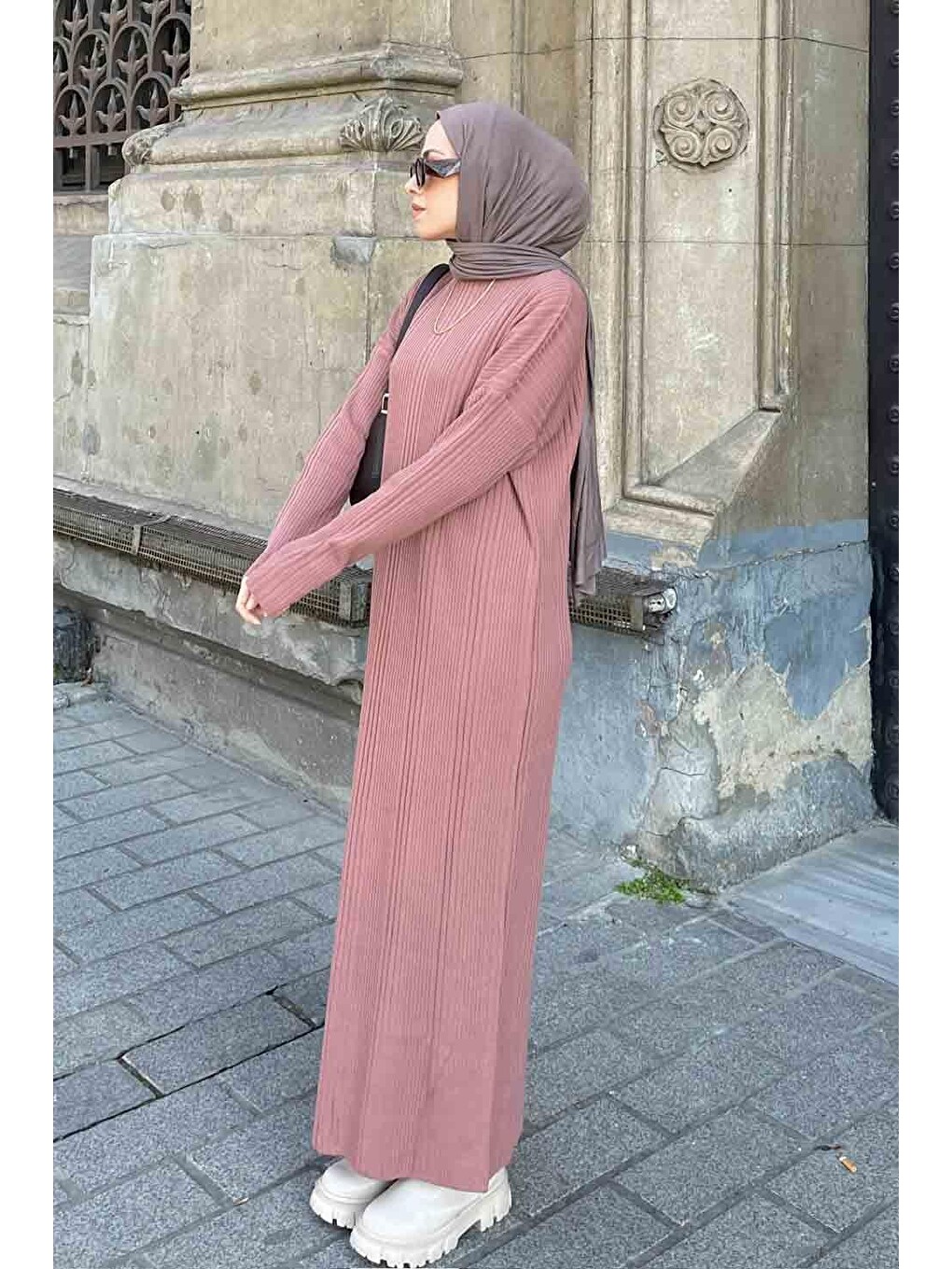 Pembe Fitilli Triko Uzun Elbise Gül-1