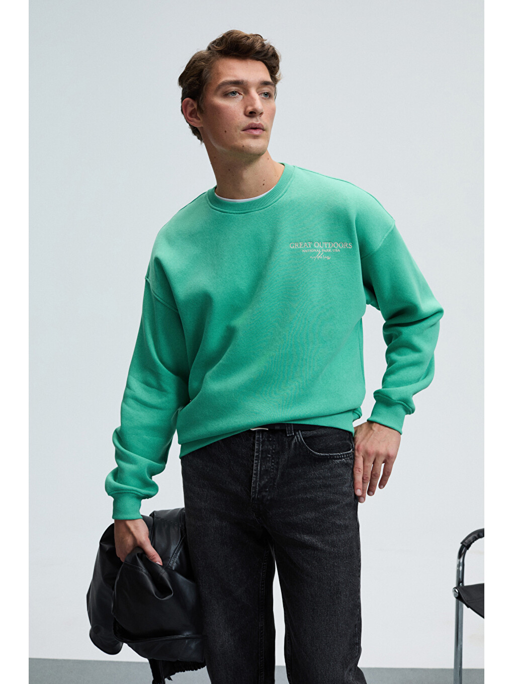 Percy Erkek Yuvarlak Yaka Göğsü Nakışlı Sırtı Baskılı Oversize Yeşil Sweatshirt-5