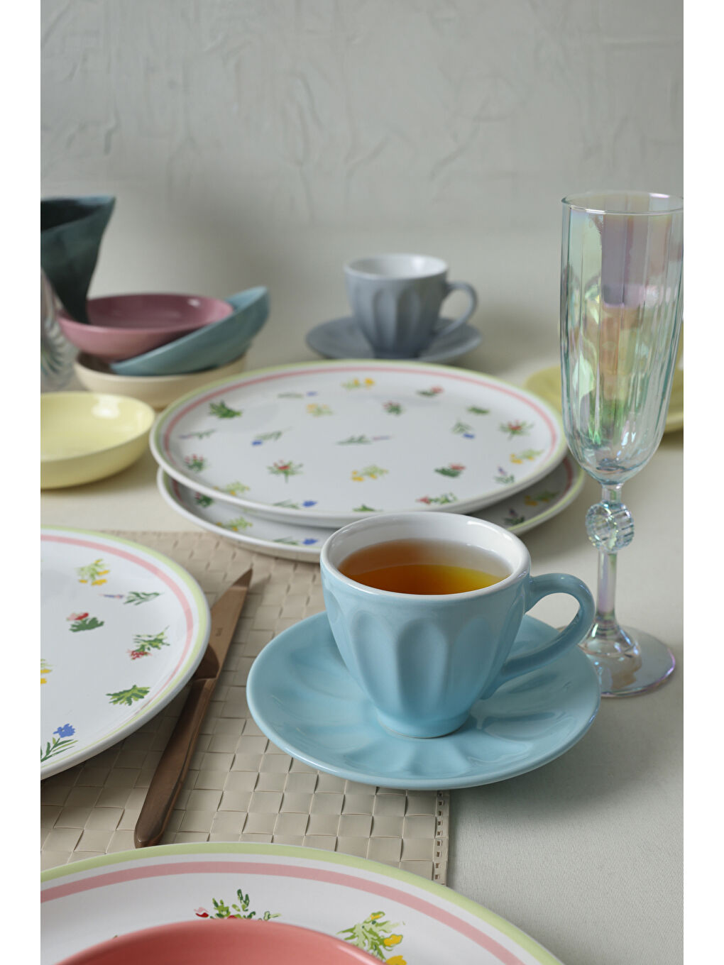 Karışık Bahar Çiçekleri Çeyiz Seti 24 Parça 6 kişilik-6