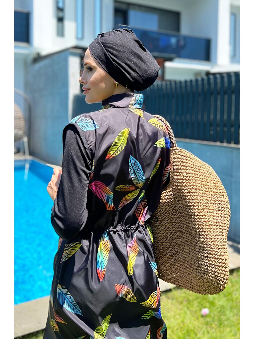 Siyah Tam Kapalı Mayo R4406 Ece-1