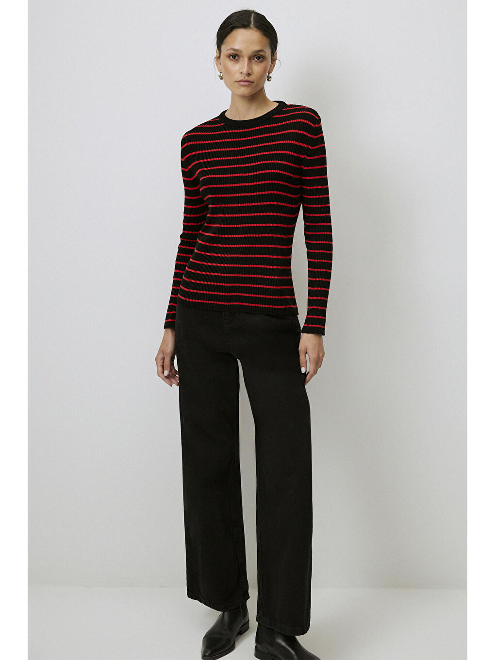 Kırmızı Çizgili Fitilli Triko Kazak