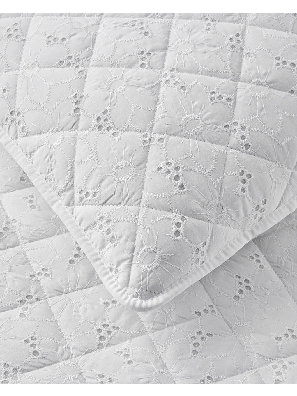 Victorian Whisper Çift Kişilik Yatak Örtüsü Takımı 200x220 cm Beyaz-2