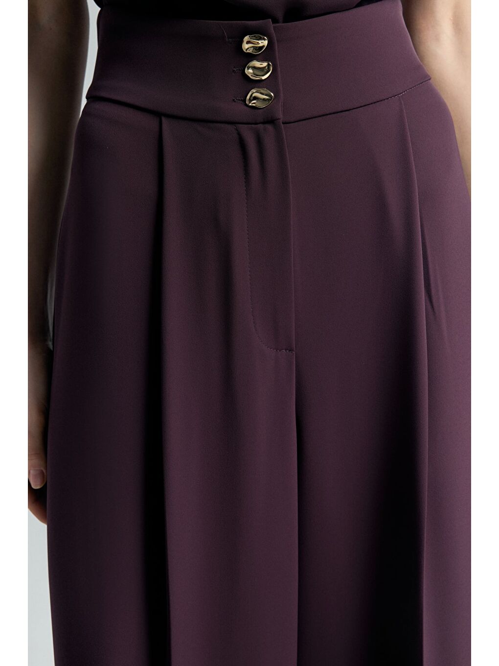 Talia Düğme Detaylı Pantolon - Mürdüm-3