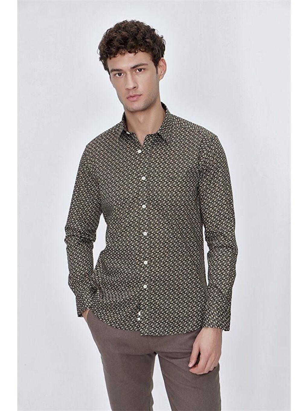 Koyu Haki Uzun Kol  Sert Yaka  %97 Pamuk Slim Fit Dar Kesim Klasik Gömlek 1004225140