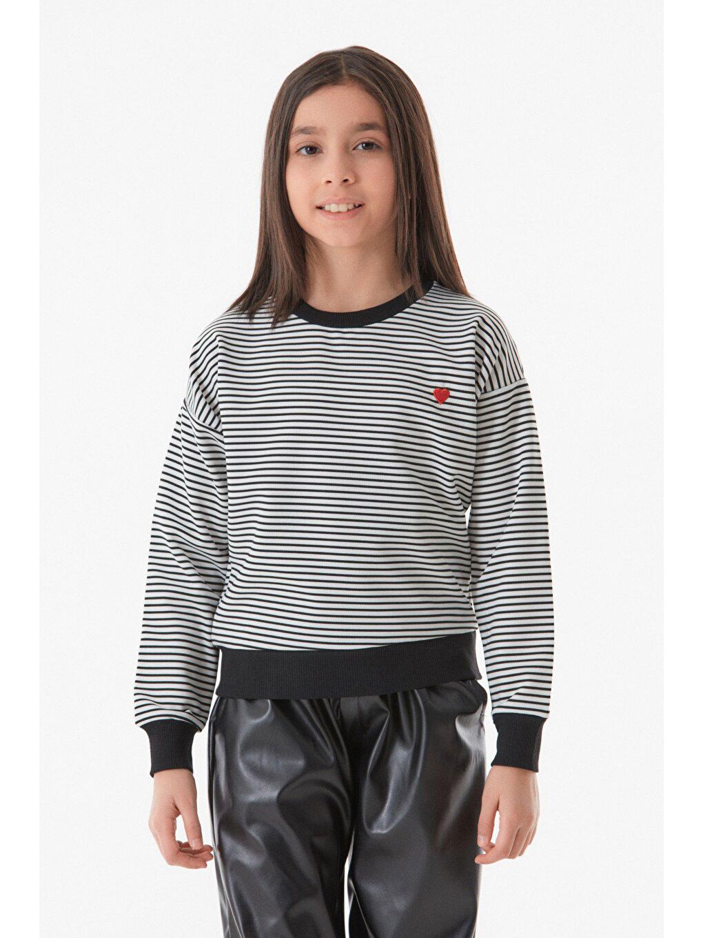 Ekru Kalp Nakışlı Çizgili Kız Çocuk Sweatshirt