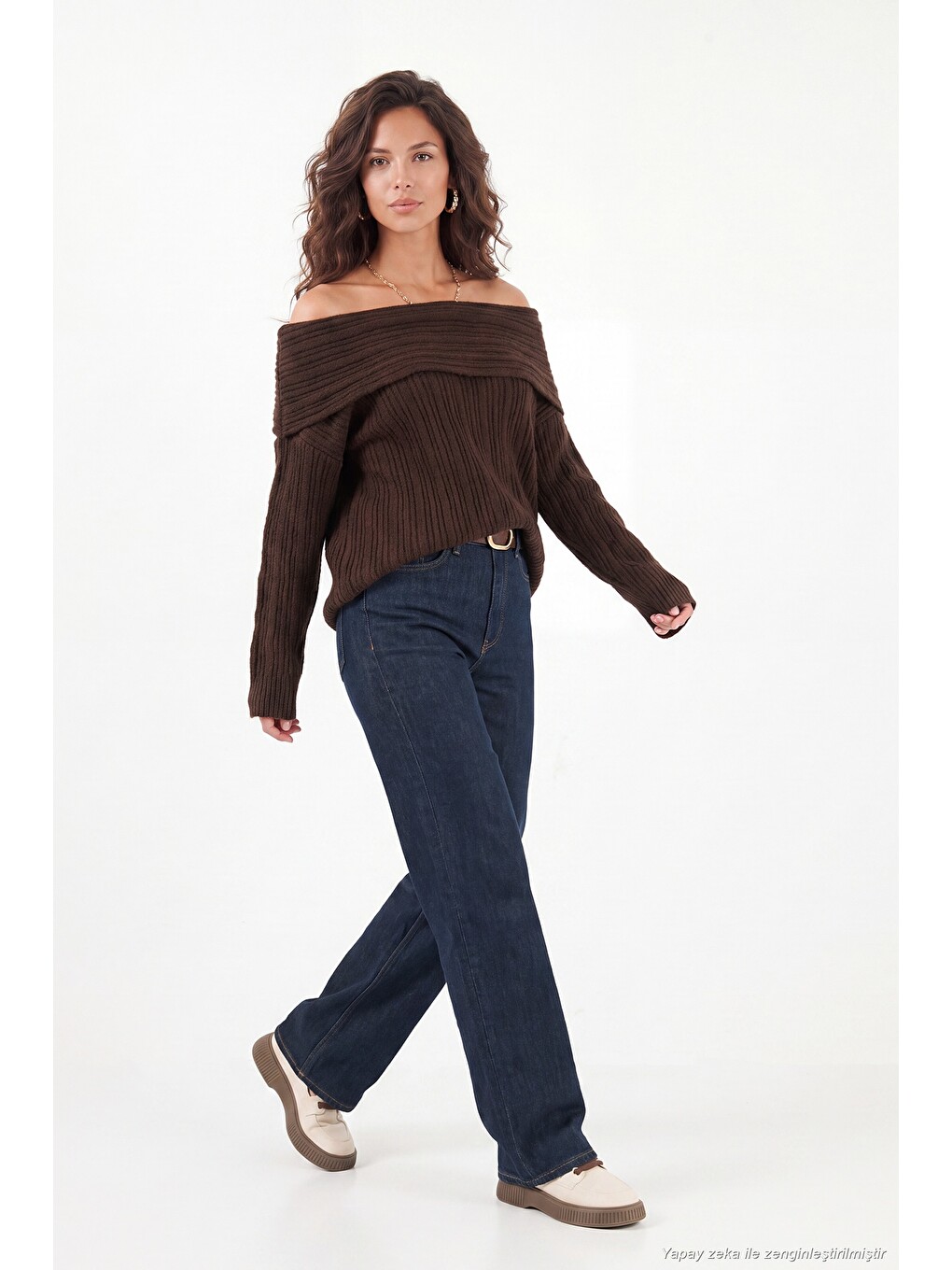 Kahverengi Oversize Fit Madonna Yaka Triko Kadın Kazak 4615216-3
