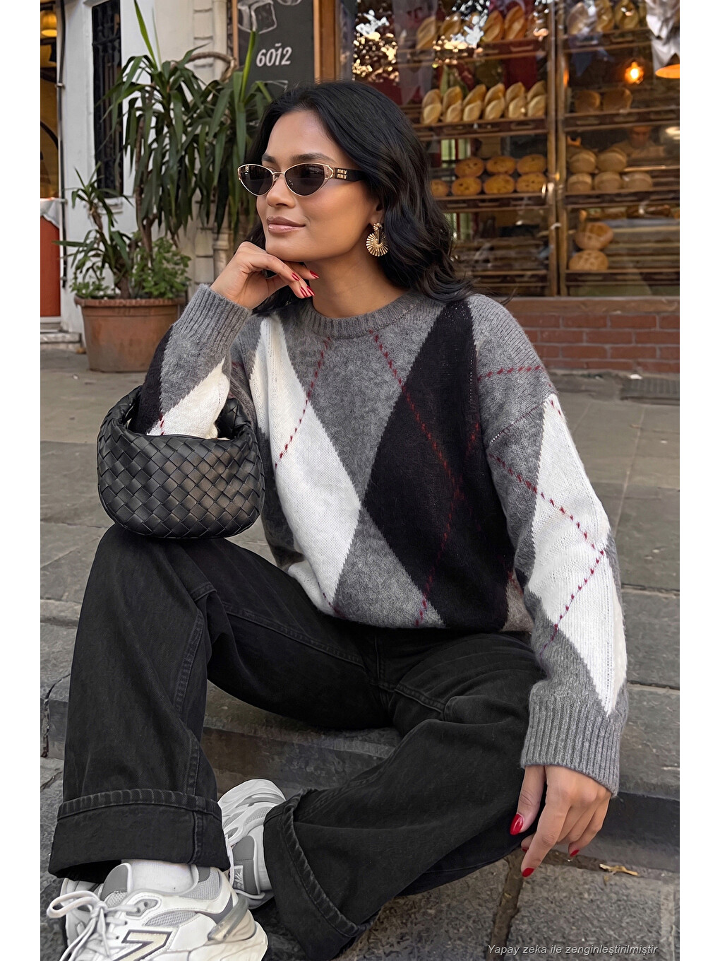 Antrasit Oversize Fit Bisiklet Yaka Baklava Desenli Kadın Kazak 4615578