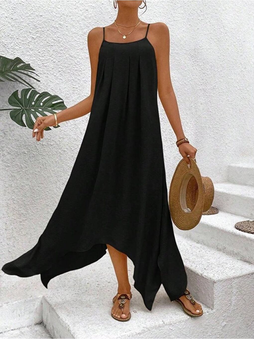 Siyah Kadın Ip Askılı V Yakalı Asimetrik Detaylı Aerobin Elbise-2