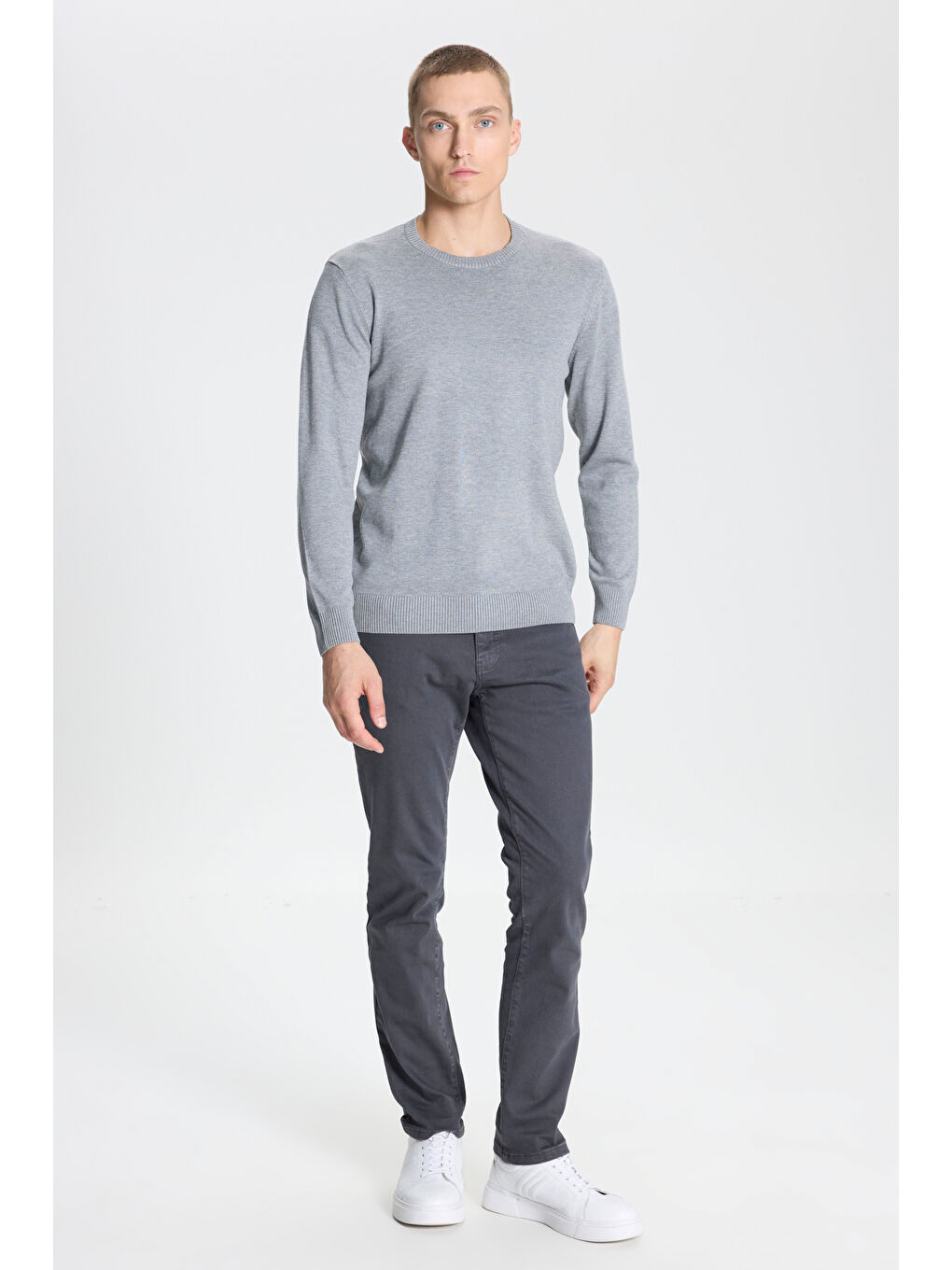 Erkek Gri Melanj Standart Fit Normal Kesim Bisiklet Yaka Triko Kazak-1