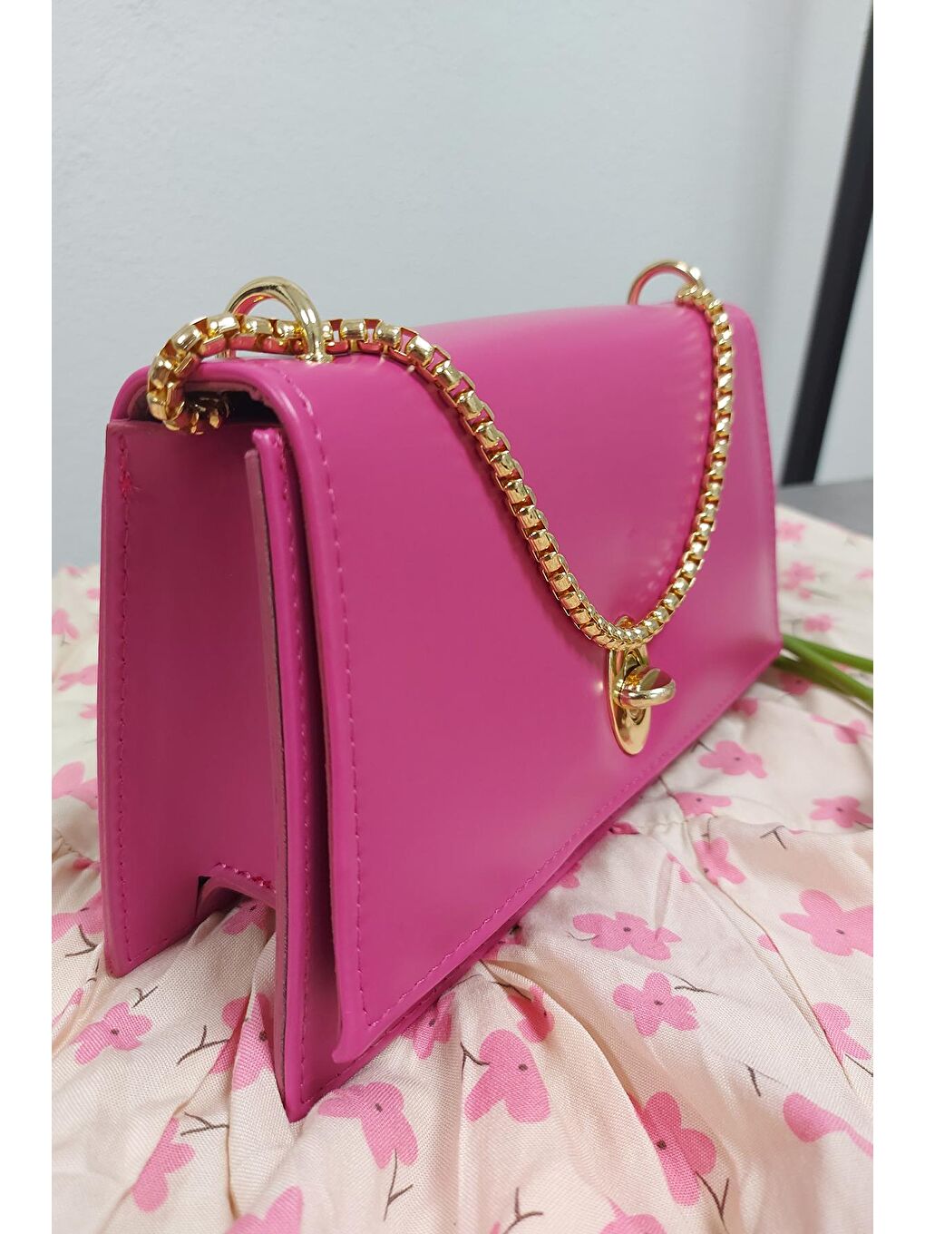 Kadın Pembe Dakote Kilit Kapaklı Kutu Omuz Çanta-1