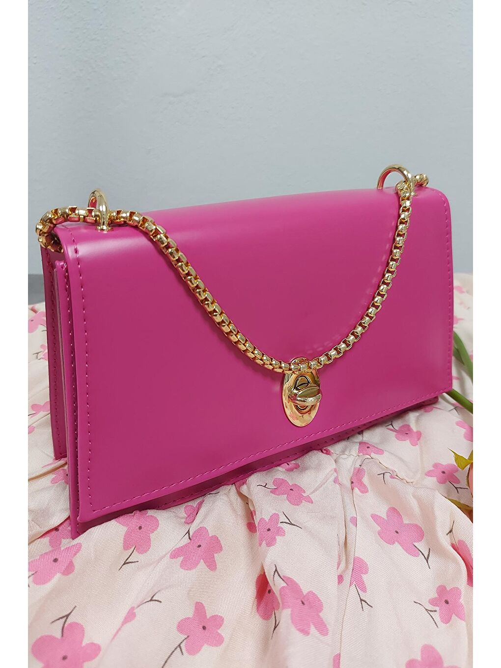 Kadın Pembe Dakote Kilit Kapaklı Kutu Omuz Çanta-3