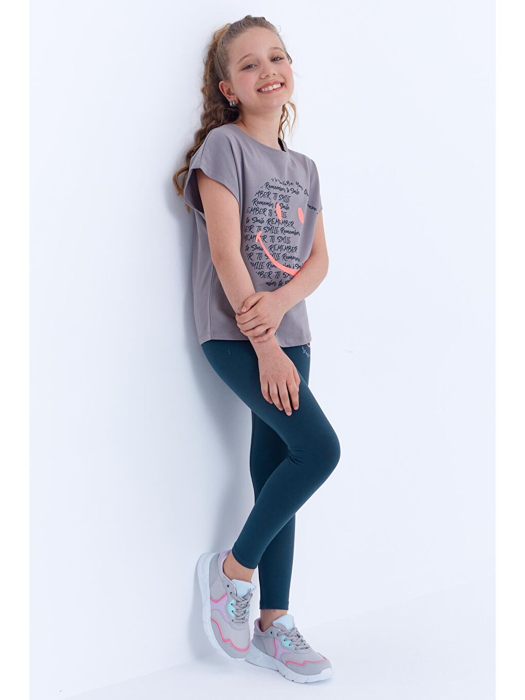 Gri - Orman Yeşil Emoji Baskılı Kısa Kollu O Yaka Kız Çocuk Tayt Takım - 75062