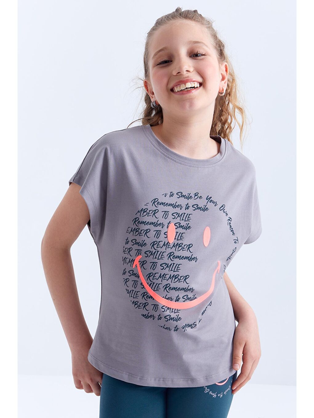 Gri - Orman Yeşil Emoji Baskılı Kısa Kollu O Yaka Kız Çocuk Tayt Takım - 75062-3