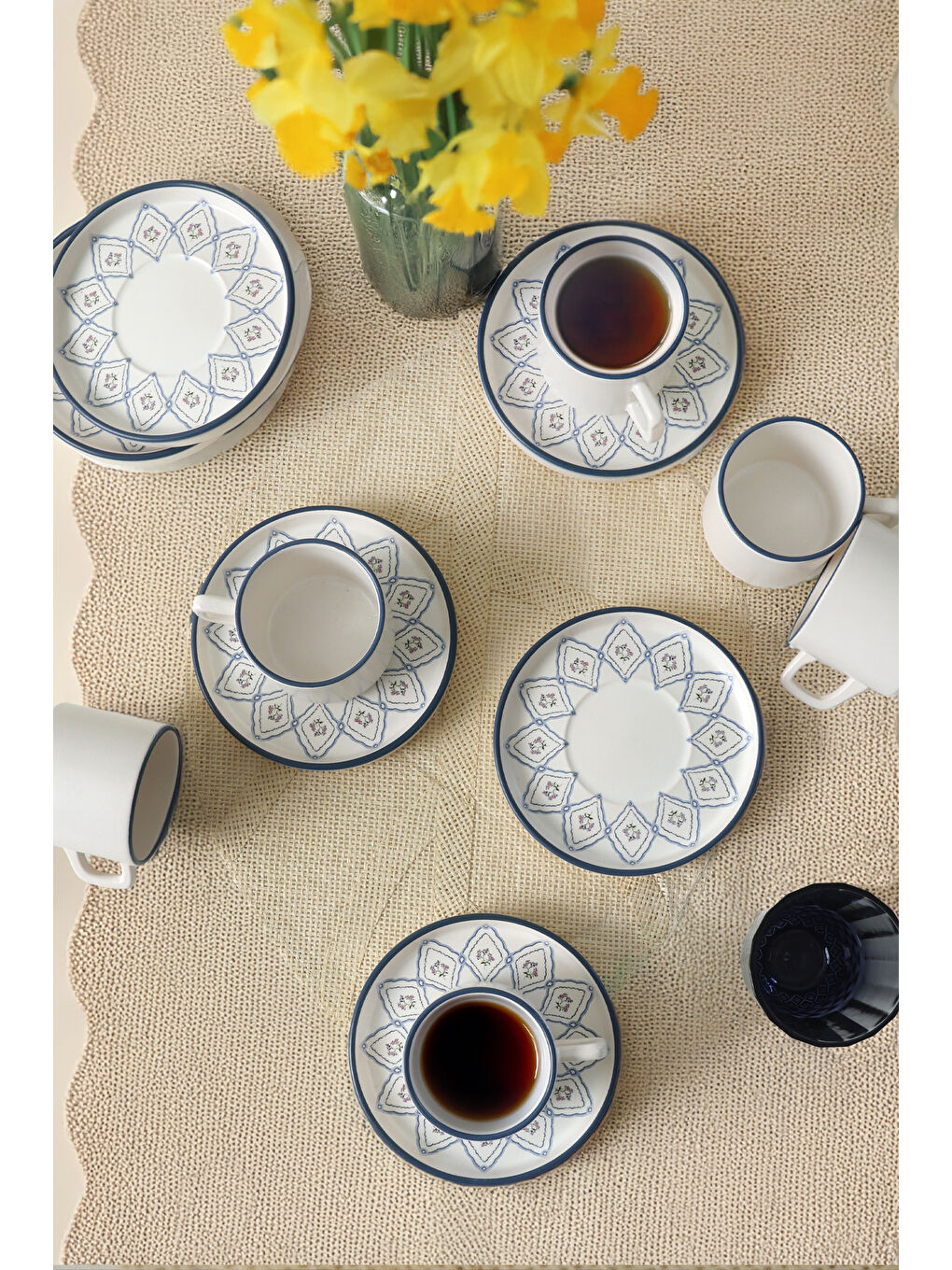 Karışık Floral Waves Stackable Çay Takımı 12 Parça 6 Kişilik-1