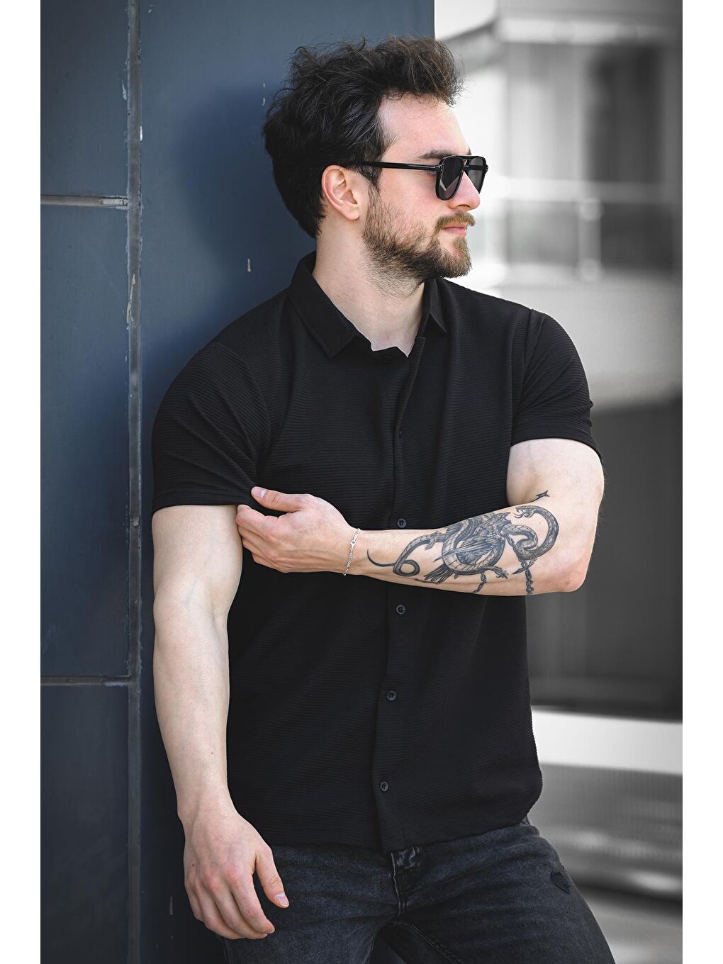 Siyah Vitto Otoban Kumaş Slim Elastanlı Kısa Kol Erkek Gömlek-2