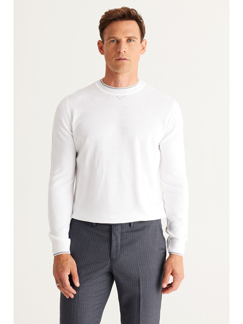 Ekru Erkek Krem Tüylenme Yapmayan Standart Fit Normal Kesim Bisiklet Yaka Triko Kazak-1