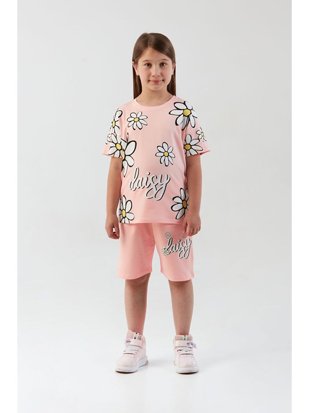 Pembe Papatya Baskılı Kız Çocuk Şortlu Takım