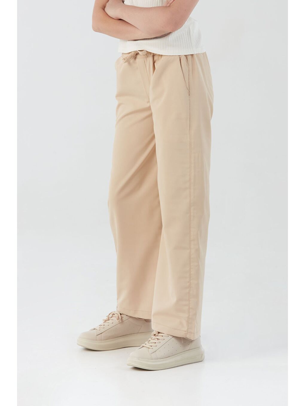 Bej Beli Bağlamalı Paraşüt Kumaş Kız Çocuk Pantolon-1