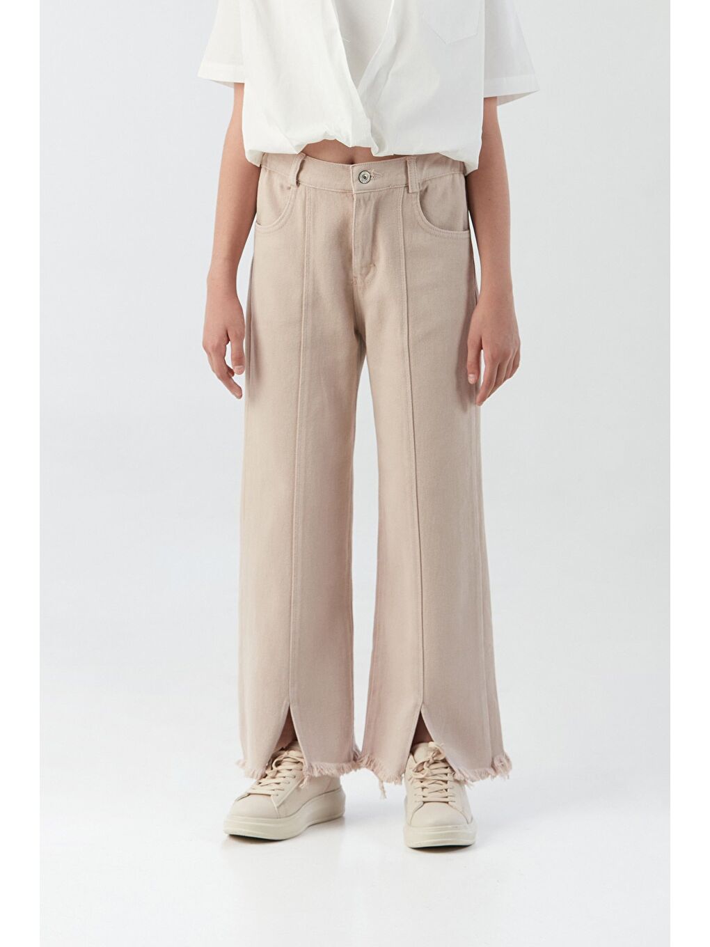 Bej Beli Lastikli Paçası Püsküllü Yırtık Detaylı Kız Çocuk Pantolon-1