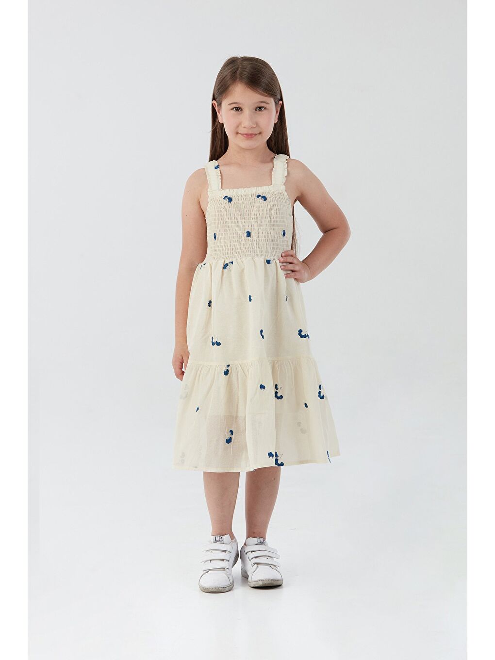 Mavi Çiçek Nakışlı Gipeli Kız Çocuk Elbise