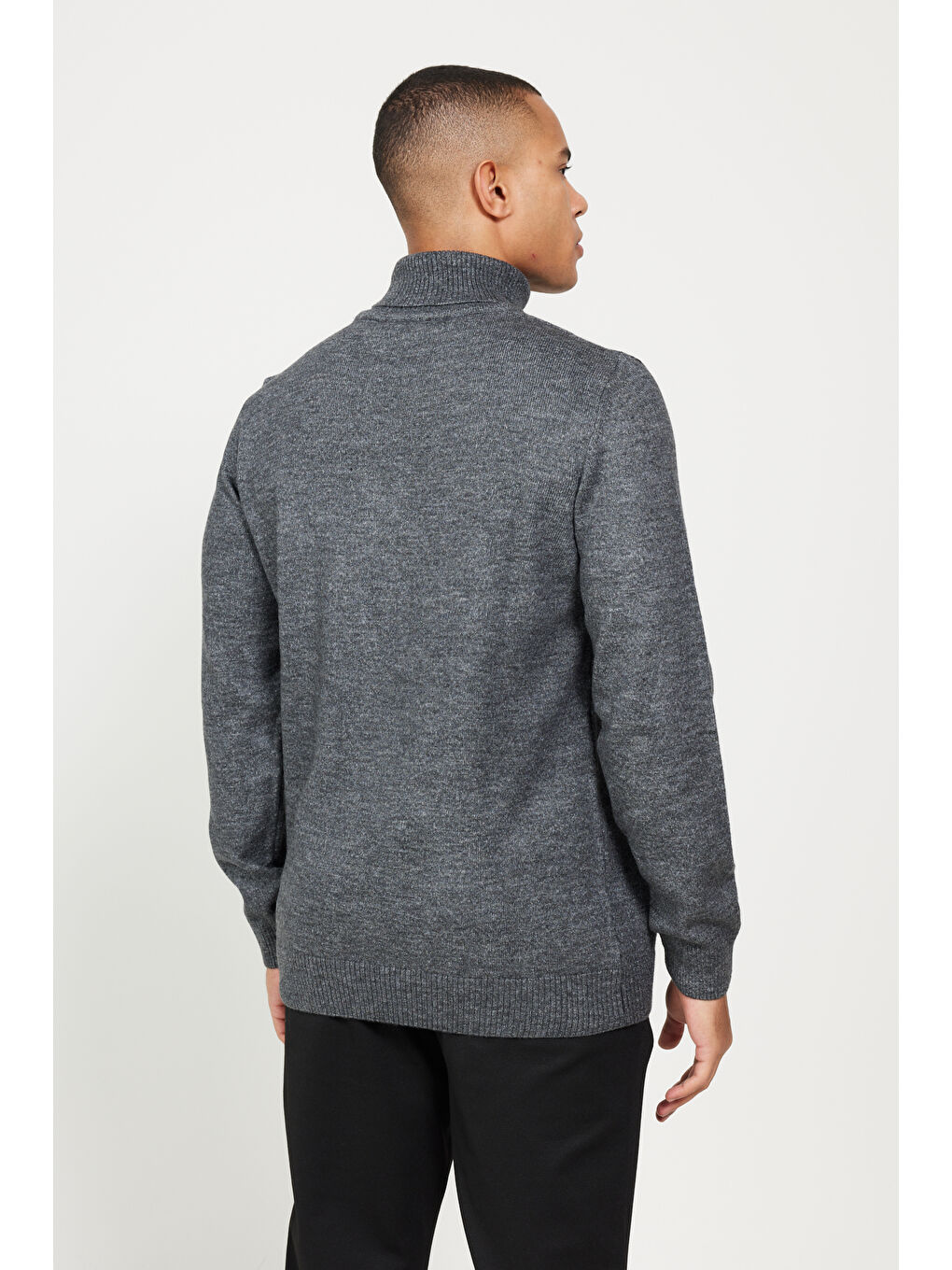 Erkek Antrasit-Melanj Standart Fit Normal Kesim Tam Balıkçı Yaka Triko Kazak-5