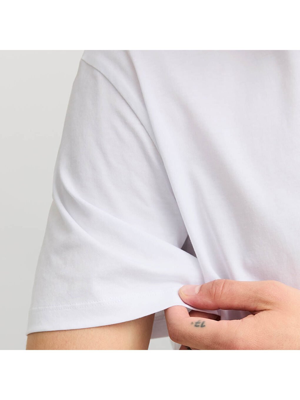 Taka Crew Neck Erkek Beyaz Yuvarlak Yaka Tişört-3