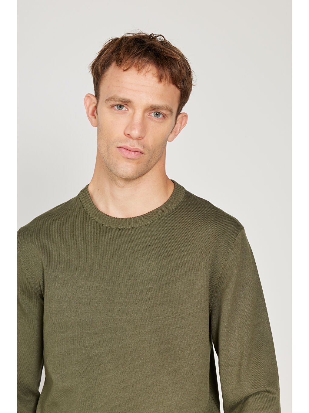 Erkek Haki Standart Fit Normal Kesim Bisiklet Yaka Triko Kazak-3