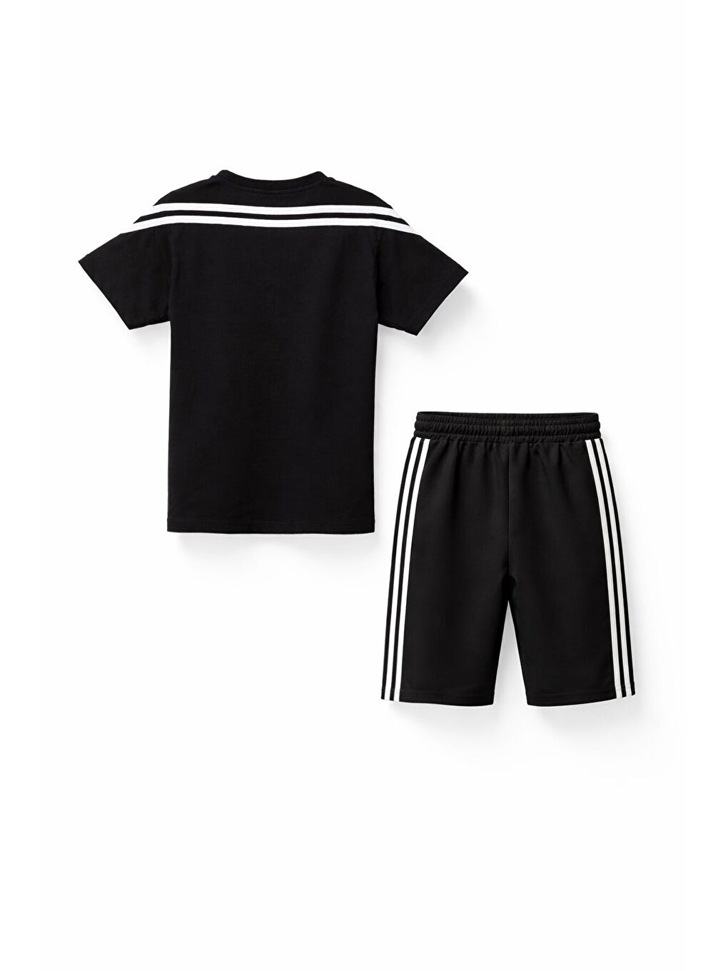 Siyah Logolu Tişörtlü Şerit Detaylı Şortlu Erkek Çocuk Takım 23811-3