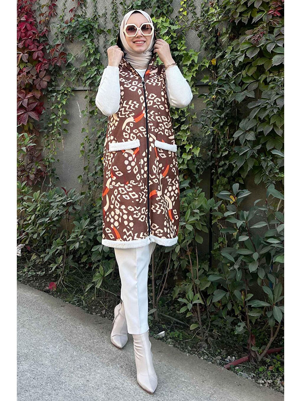 Kapüşonlu Kadın Kahverengi Yelek - 11077-1