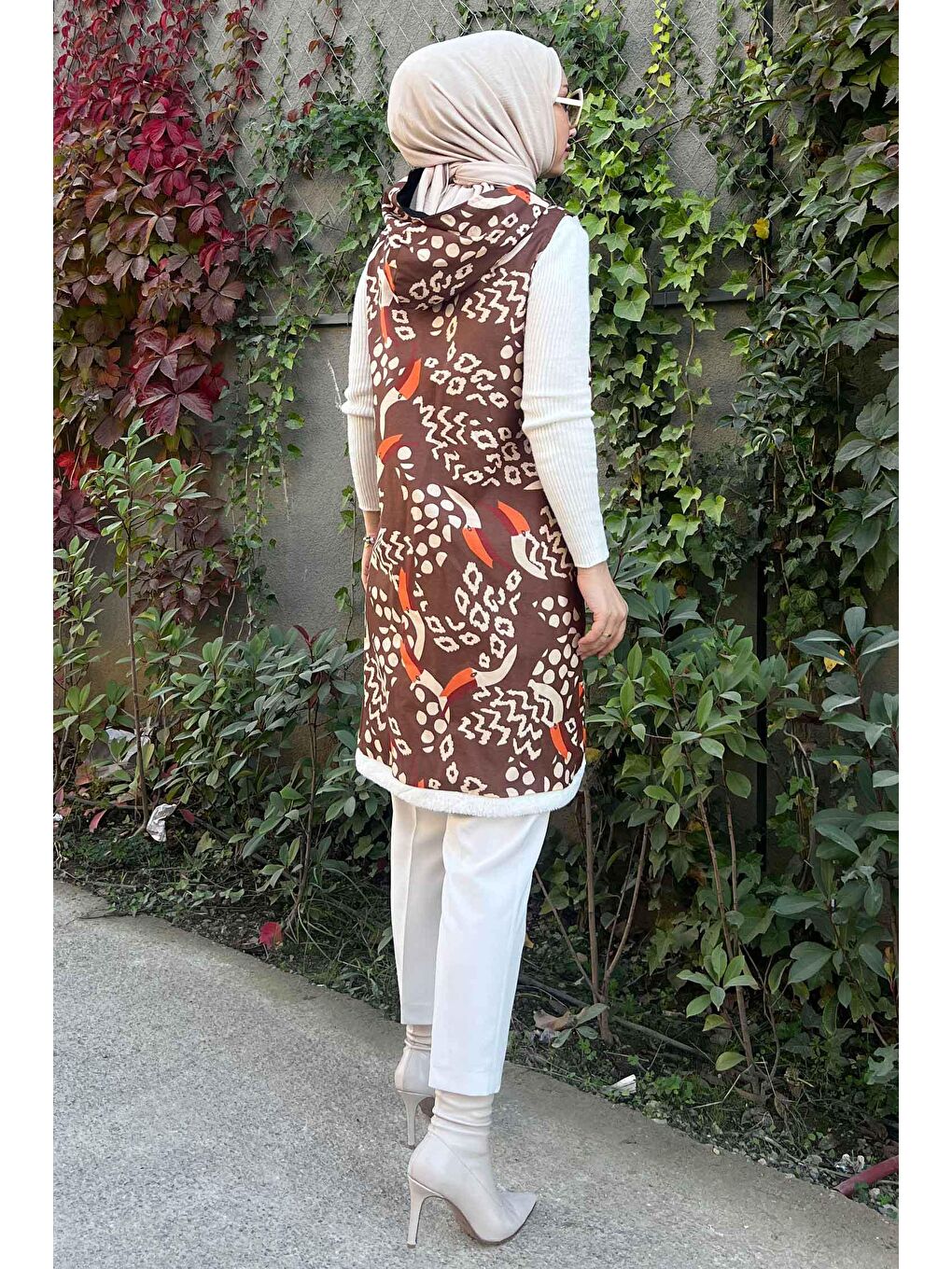 Kapüşonlu Kadın Kahverengi Yelek - 11077-4