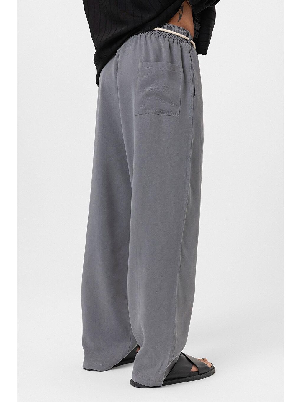 Kemer Detaylı Baggy Kumaş Erkek Pantolon Gri-5