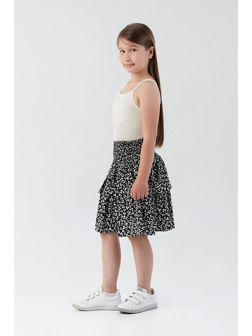 Siyah Çiçek Desenli Fırfırlı Kız Çocuk Etek-2