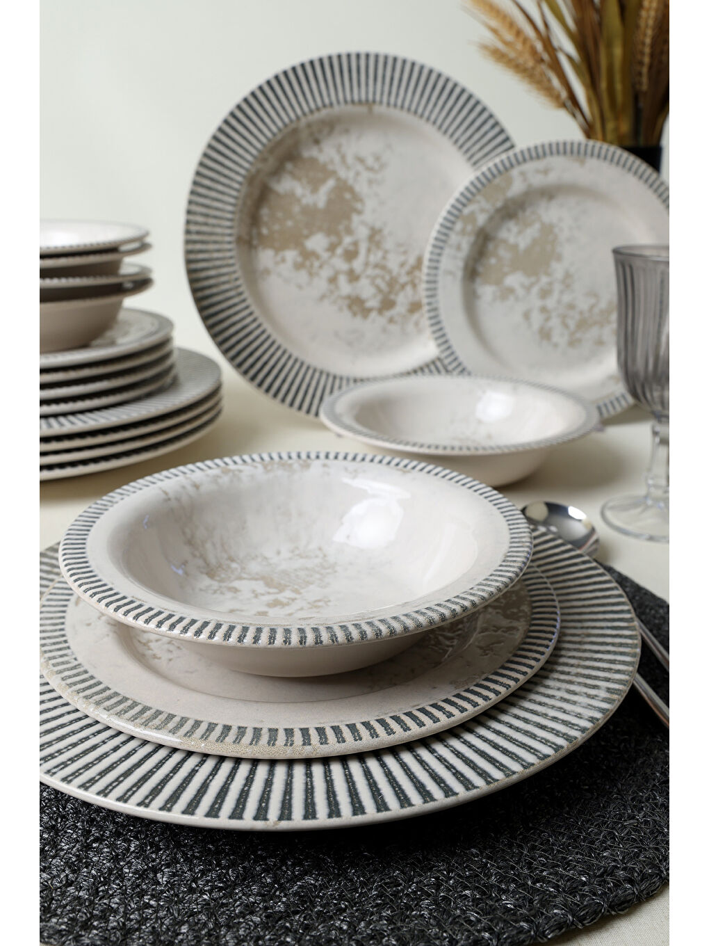 Karışık Deep Moon Assos Yemek Takımı 18 Parça 6 Kişilik-5