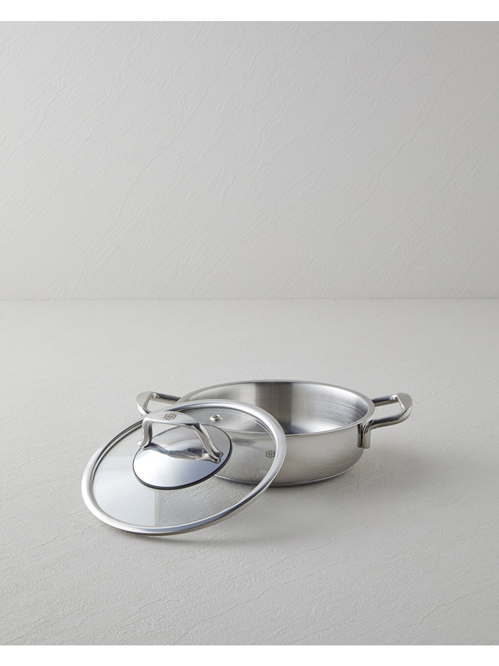 Gri Glow Çelik Cam Kapaklı Sahan 16x5 Cm Silver-1