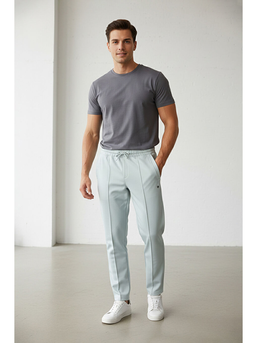 Beyaz Beli Bağlamalı Çimalı Baskılı Pantolon