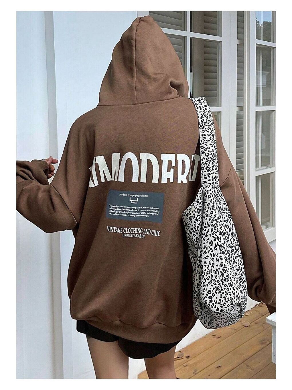 Trendseninle Kadın Kahverengi Inmodern Baskılı Oversize Kapüşonlu Sweatshirt Hoodie - 2