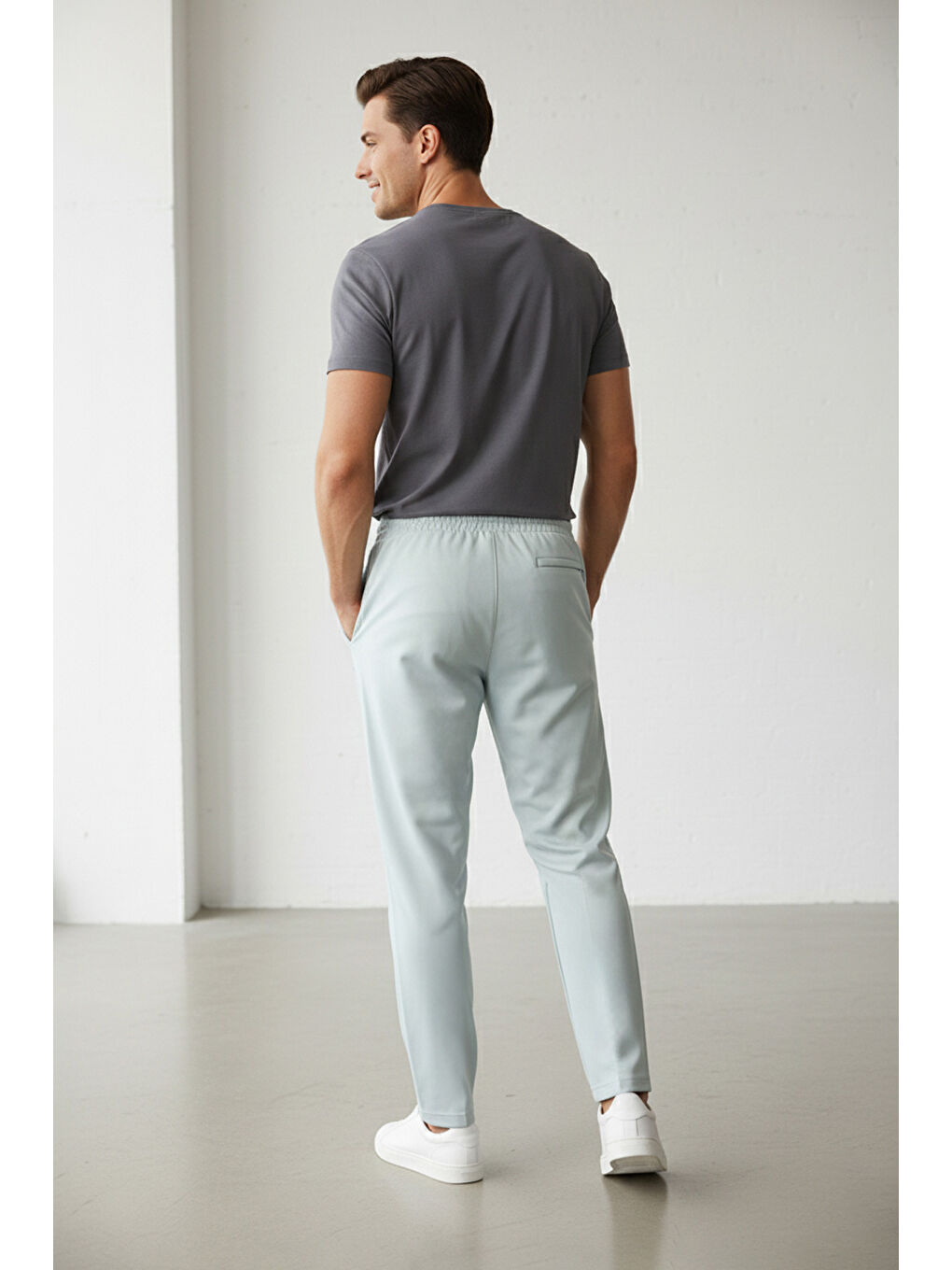 Beyaz Beli Bağlamalı Çimalı Baskılı Pantolon-1