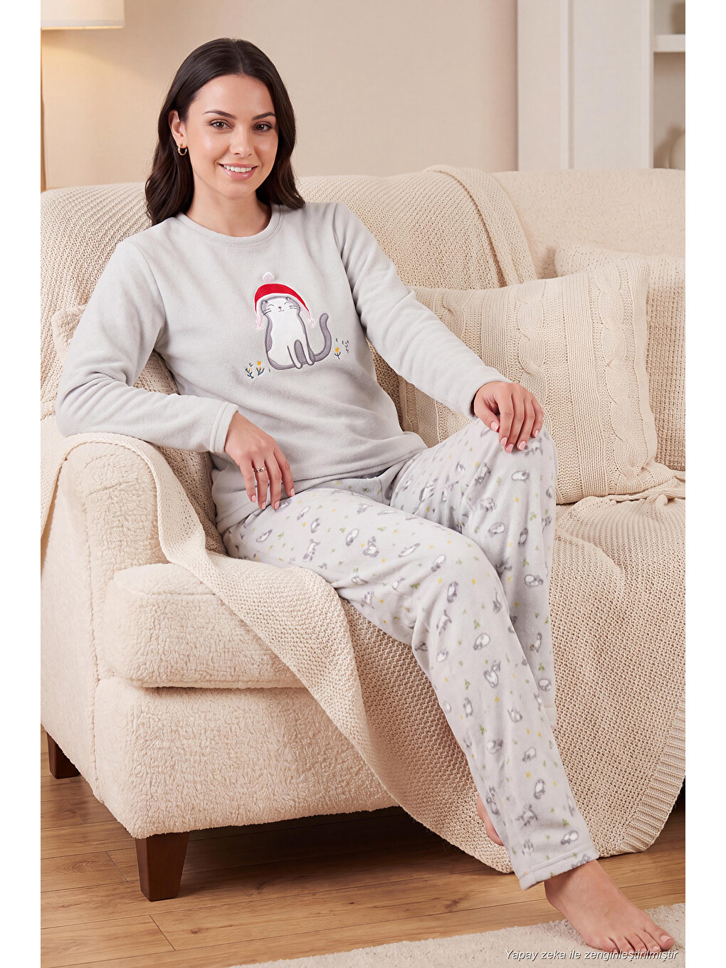 Gri Desenli Yumuşak Dokulu Kışlık Polar Kadın Pijama Takımı 6575031-1