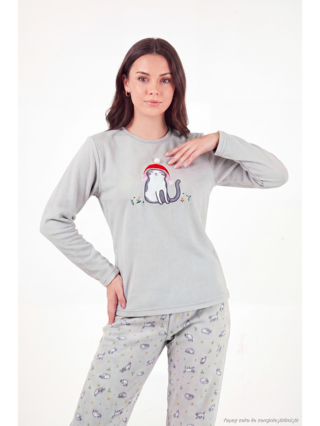 Gri Desenli Yumuşak Dokulu Kışlık Polar Kadın Pijama Takımı 6575031-4