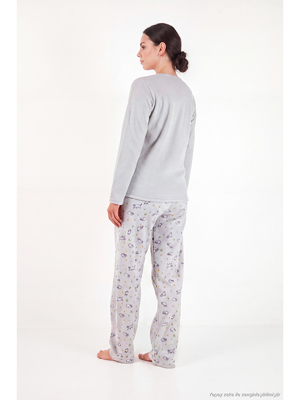 Gri Desenli Yumuşak Dokulu Kışlık Polar Kadın Pijama Takımı 6575031-6