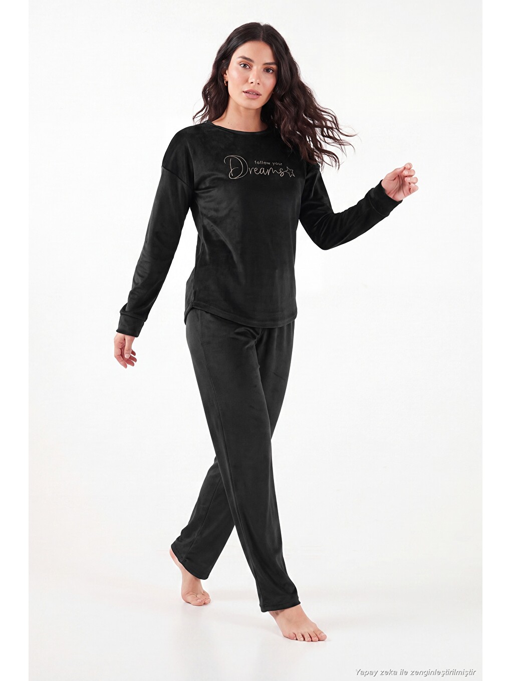 Siyah Bisiklet Yaka Yumuşak Dokulu Parlak Kadife Kadın Pijama Takımı 6094209-2