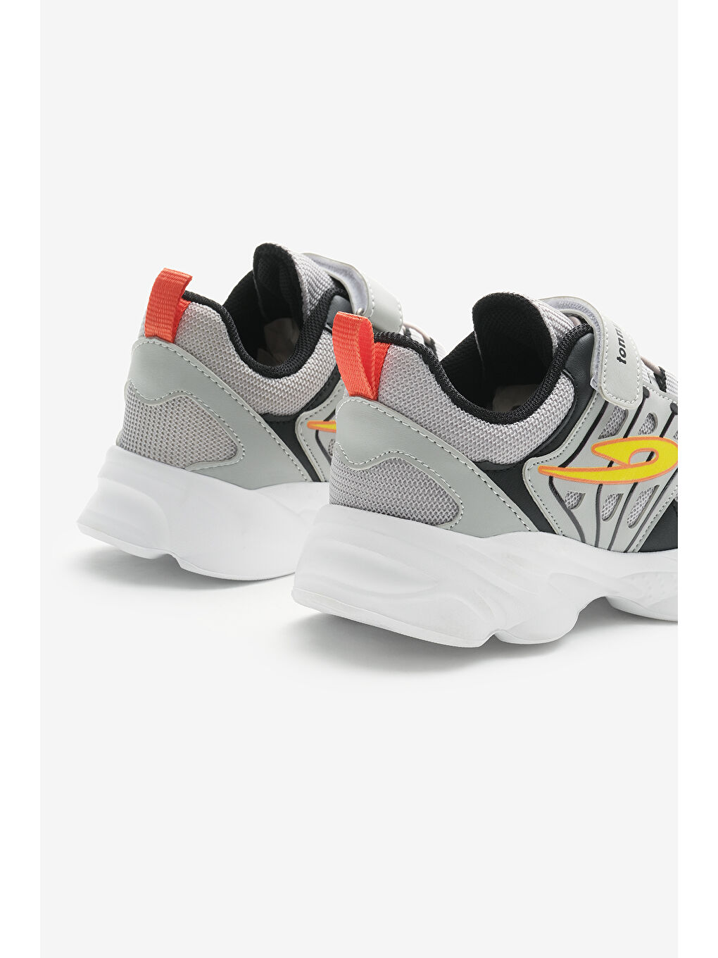 Çocuk Unisex Gri Siyah Faylon Taban Desenli Lastik Bağcıklı ve Cırtlı Spor Ayakkabı-4