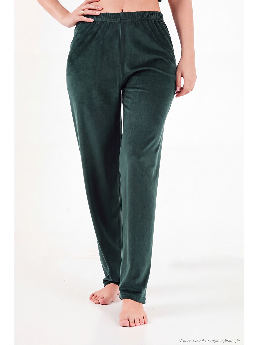 Yeşil Bisiklet Yaka Yumuşak Dokulu Parlak Kadife Kadın Pijama Takımı 6094209-3