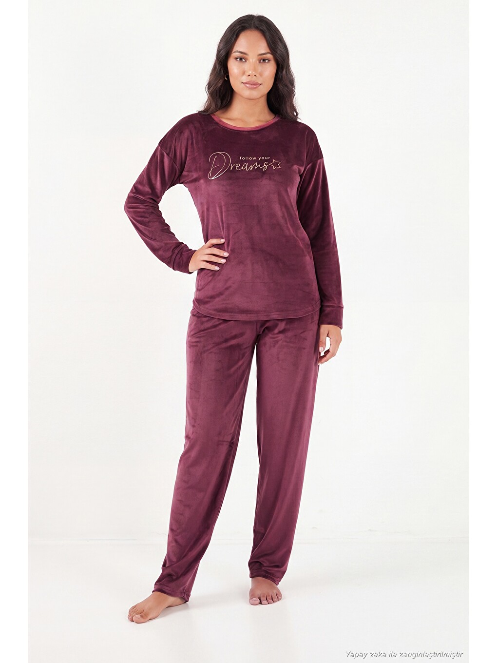Mürdüm Bisiklet Yaka Yumuşak Dokulu Parlak Kadife Kadın Pijama Takımı 6094209-2