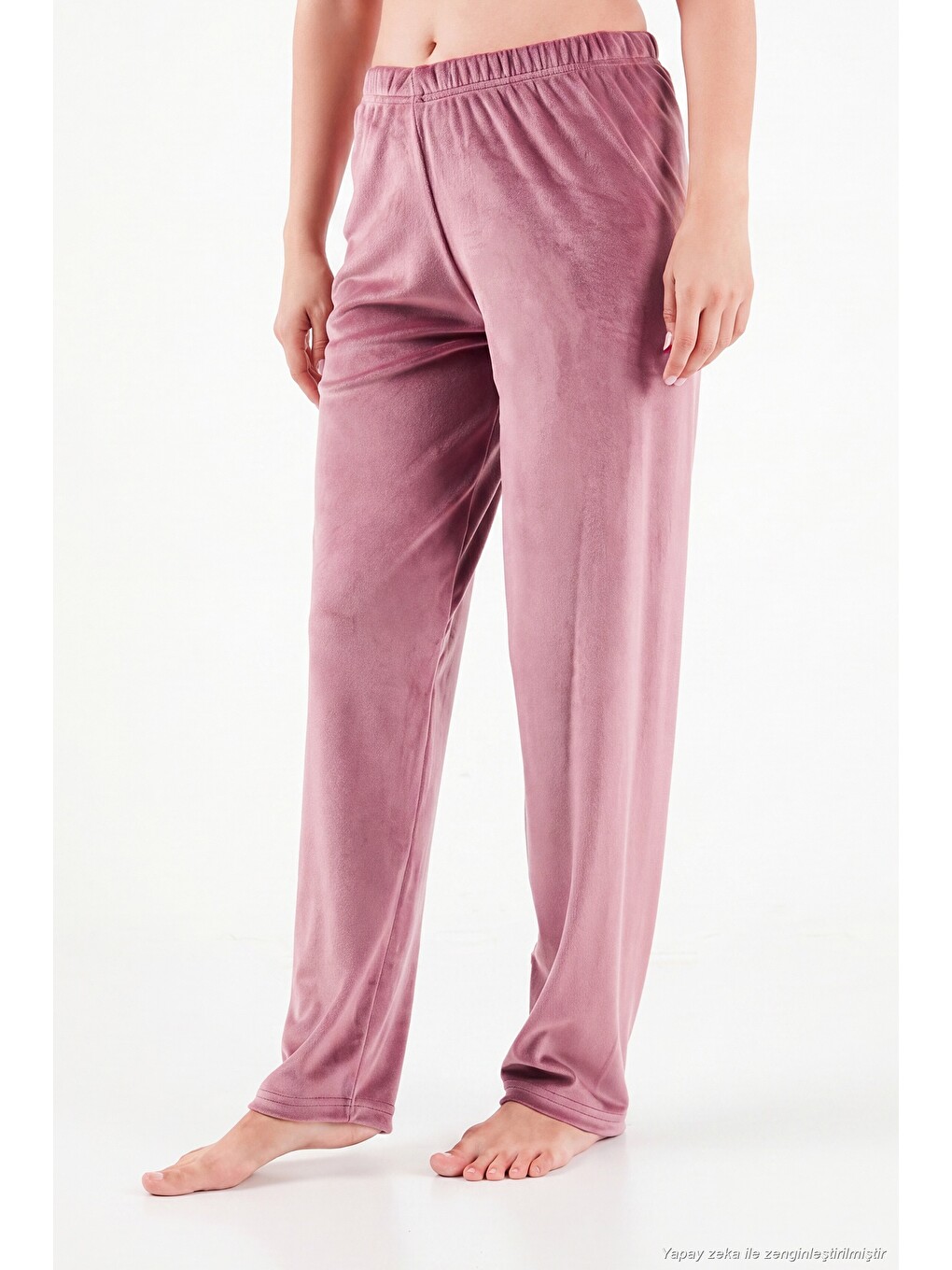 Pembe Bisiklet Yaka Yumuşak Dokulu Parlak Kadife Kadın Pijama Takımı 6094209-4