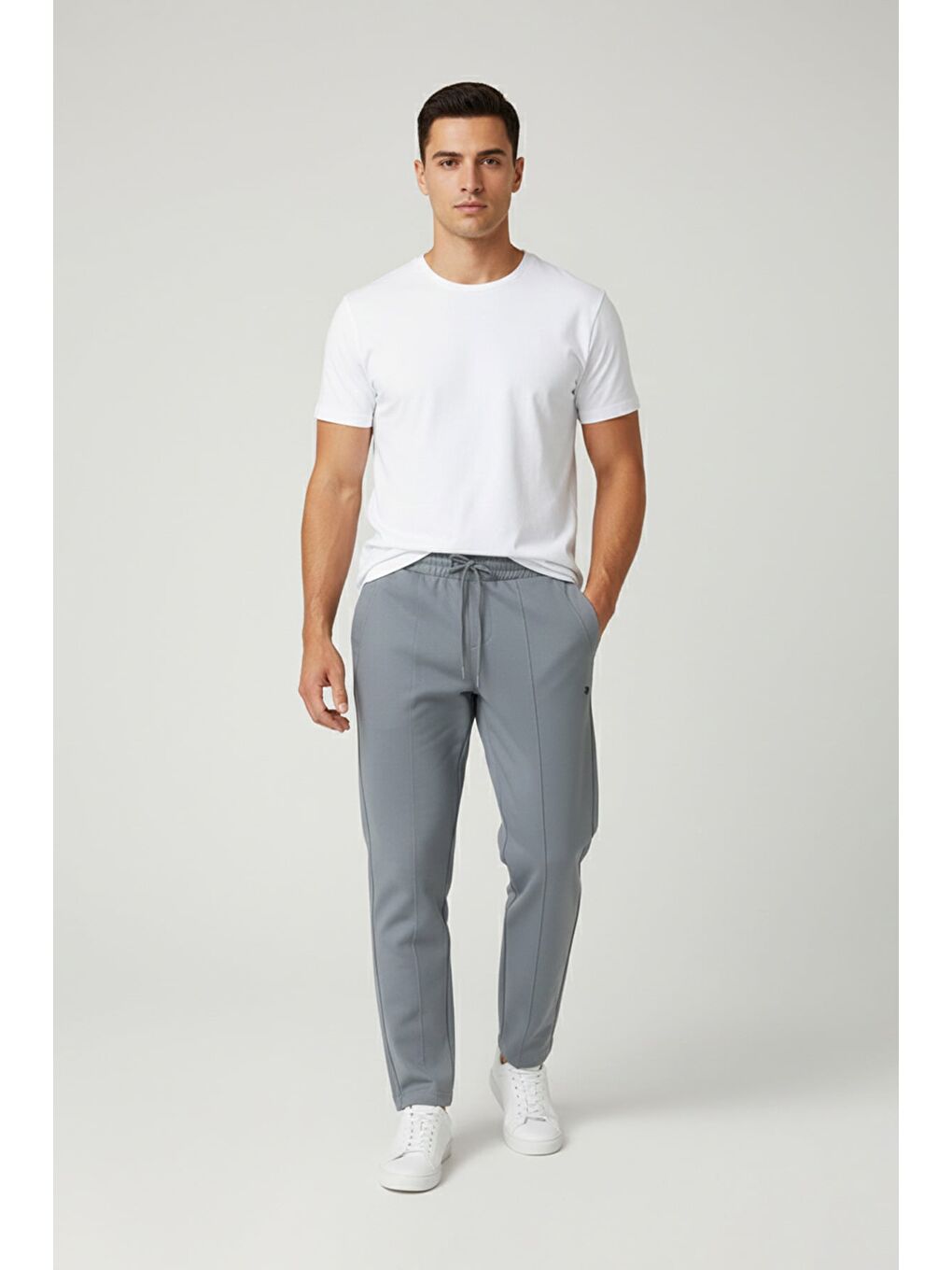 Gri Beli Bağlamalı Çimalı Baskılı Pantolon